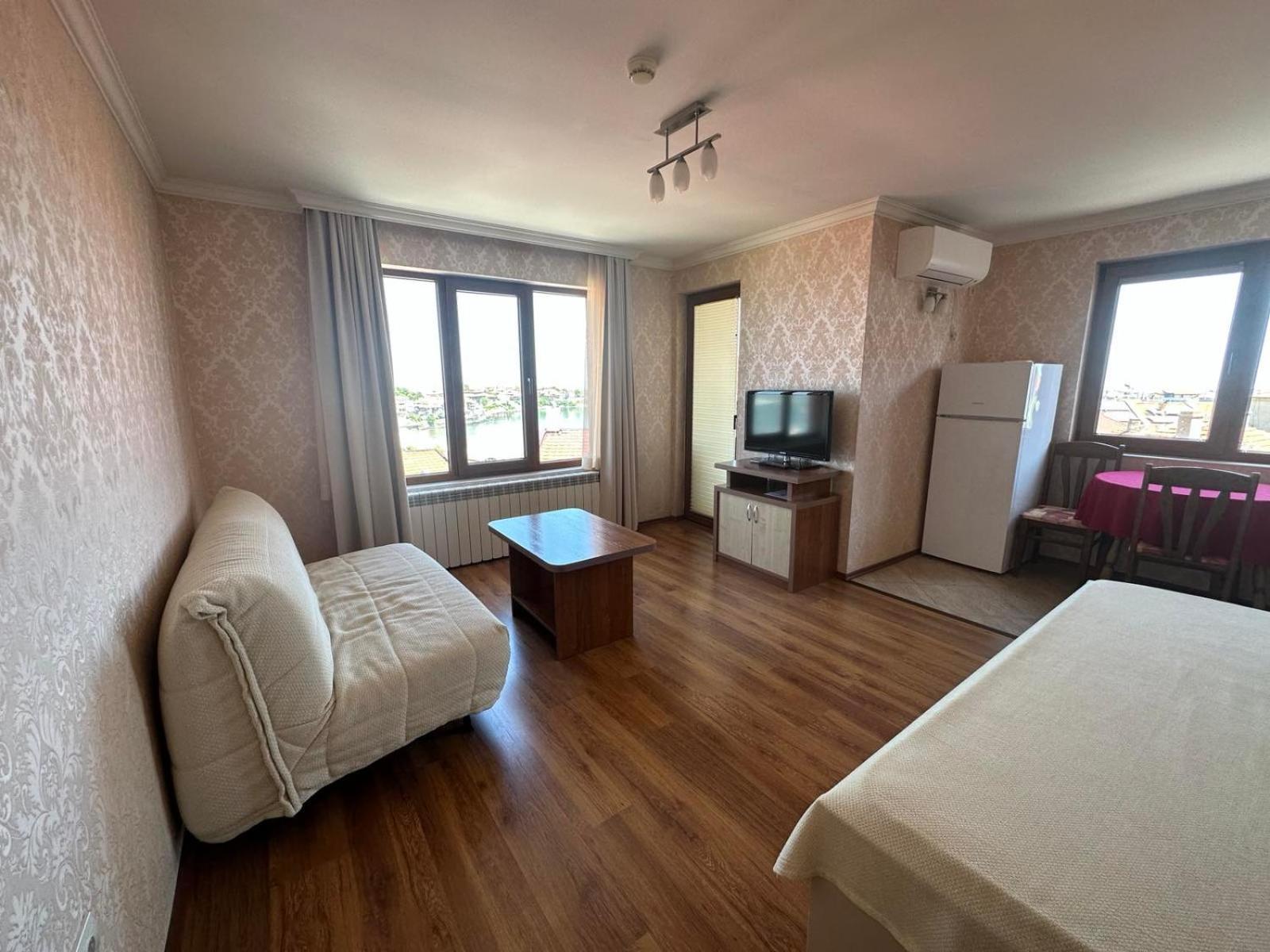 Family Hotel Radiana ソゾポル エクステリア 写真