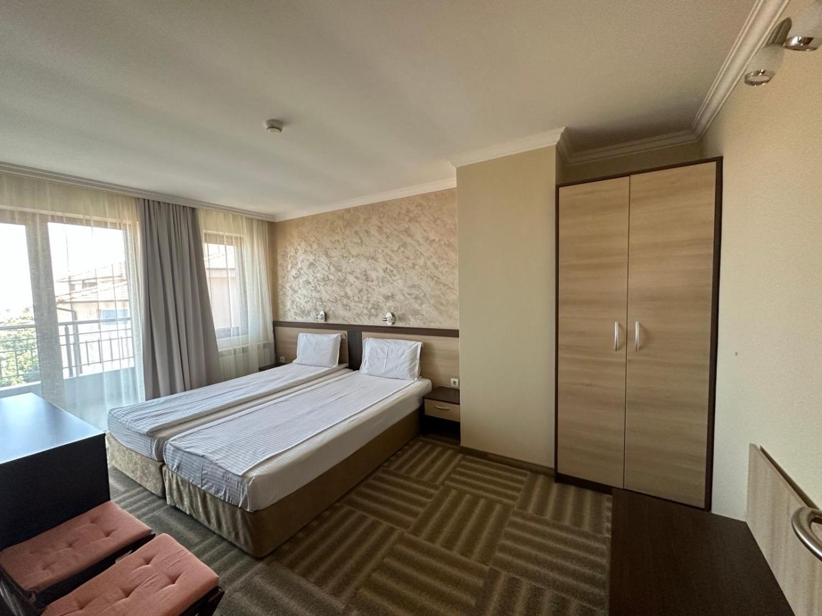 Family Hotel Radiana ソゾポル エクステリア 写真