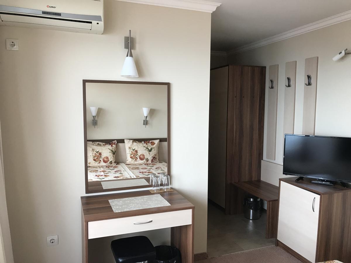 Family Hotel Radiana ソゾポル エクステリア 写真