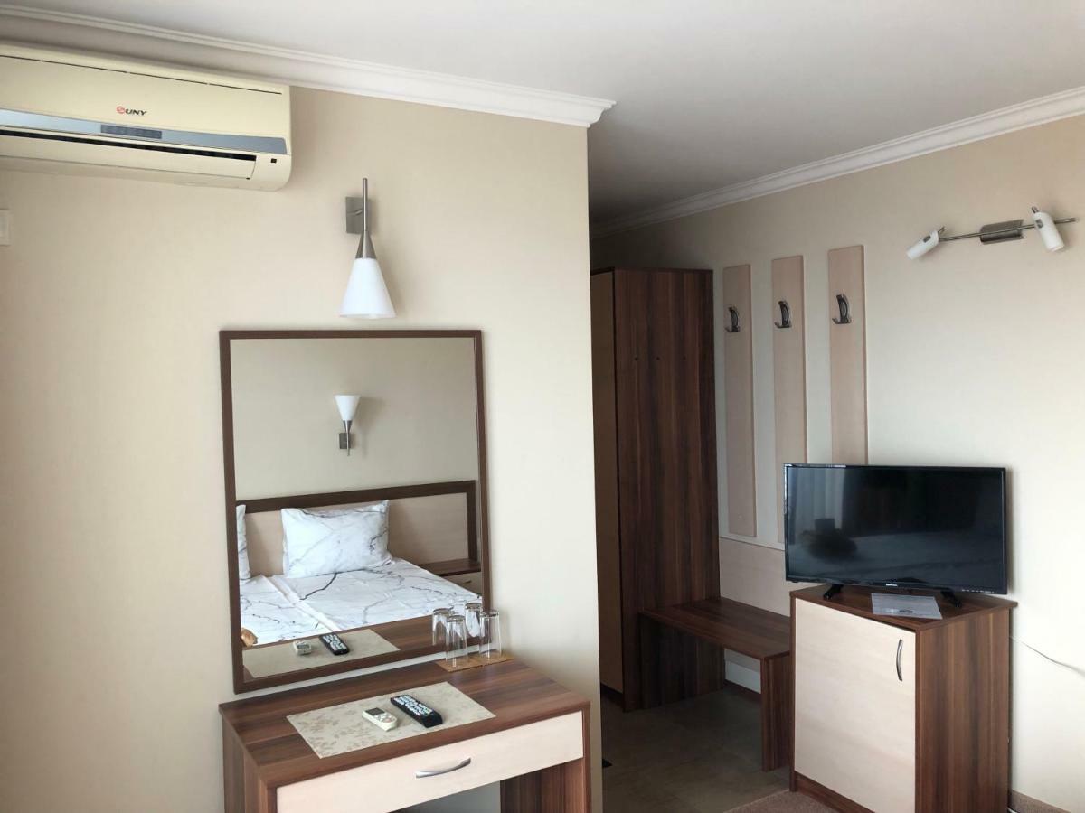 Family Hotel Radiana ソゾポル エクステリア 写真